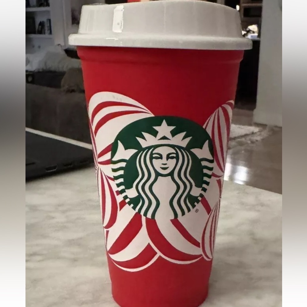 Starbucks reusable cup - 2024